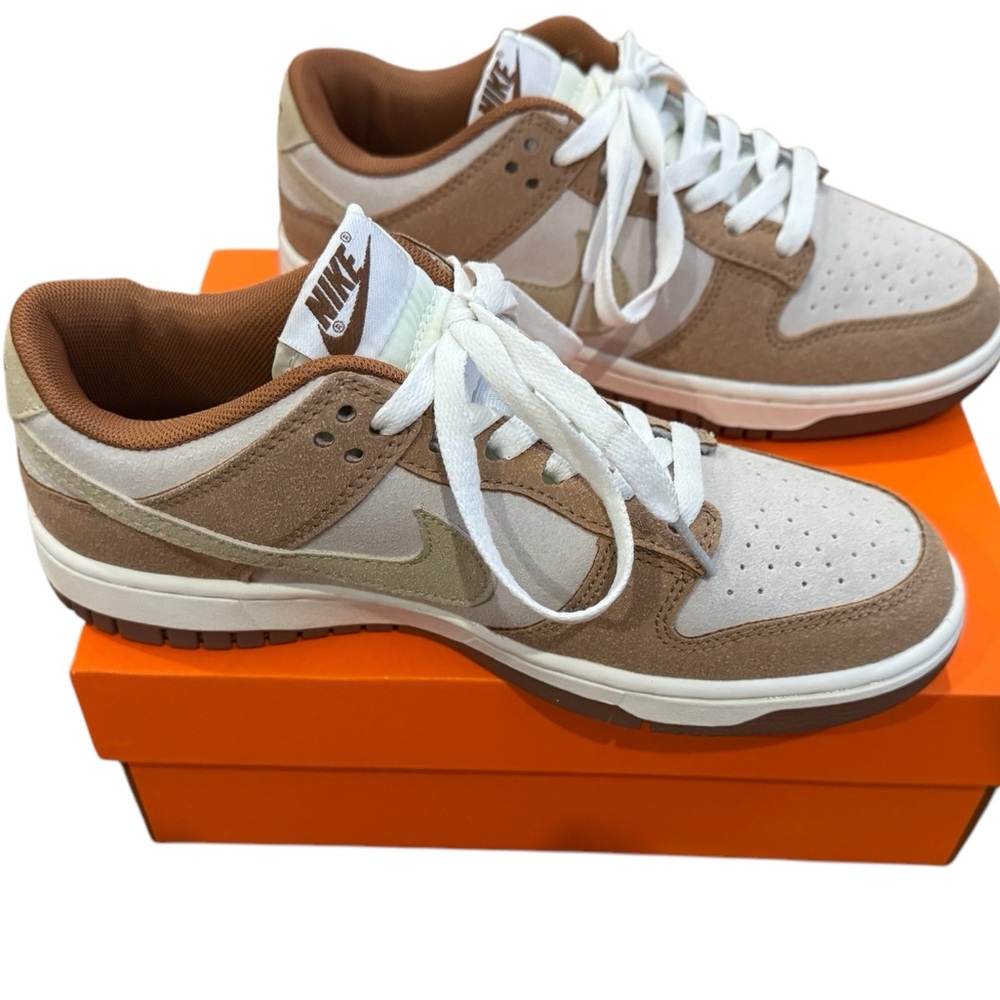 NWOT - Nike Dunk Low Premium Medium Curry Suede Sneakers Size 8